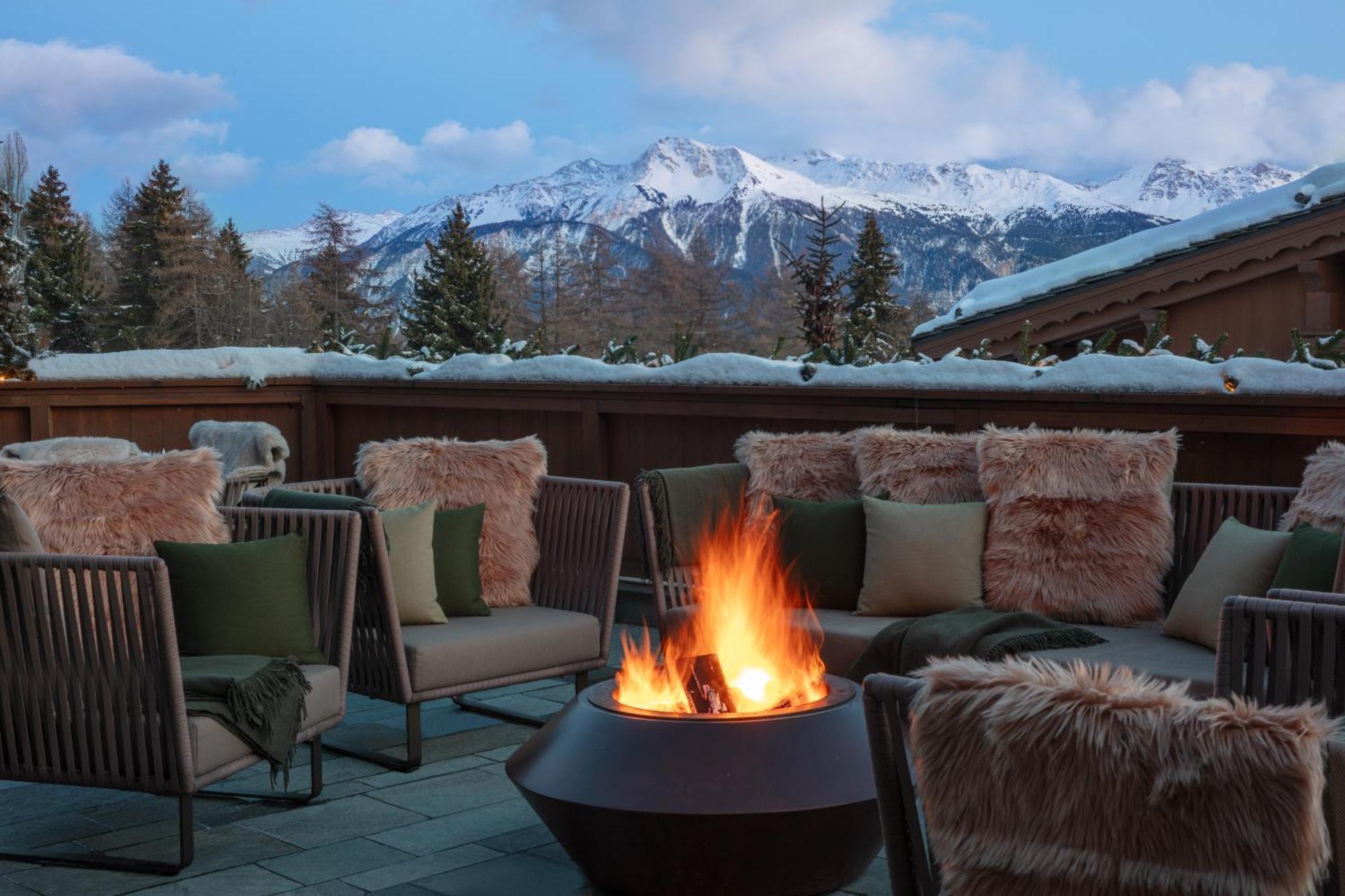 Guarda Golf Hotel & Residences Crans-Montana Exterior foto